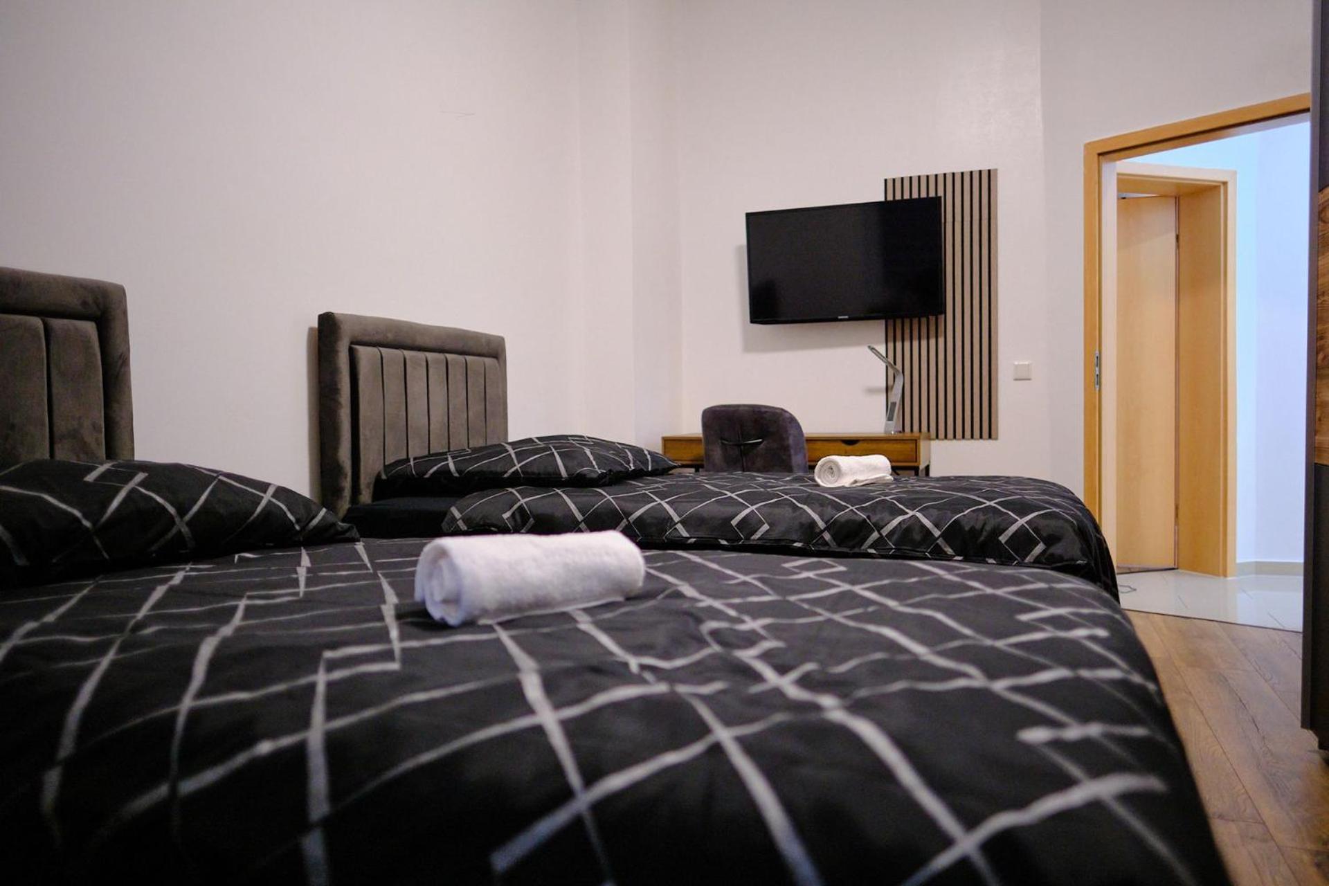 Primetime Suite Fuer 8+Kueche/Wifi Essen Exterior foto