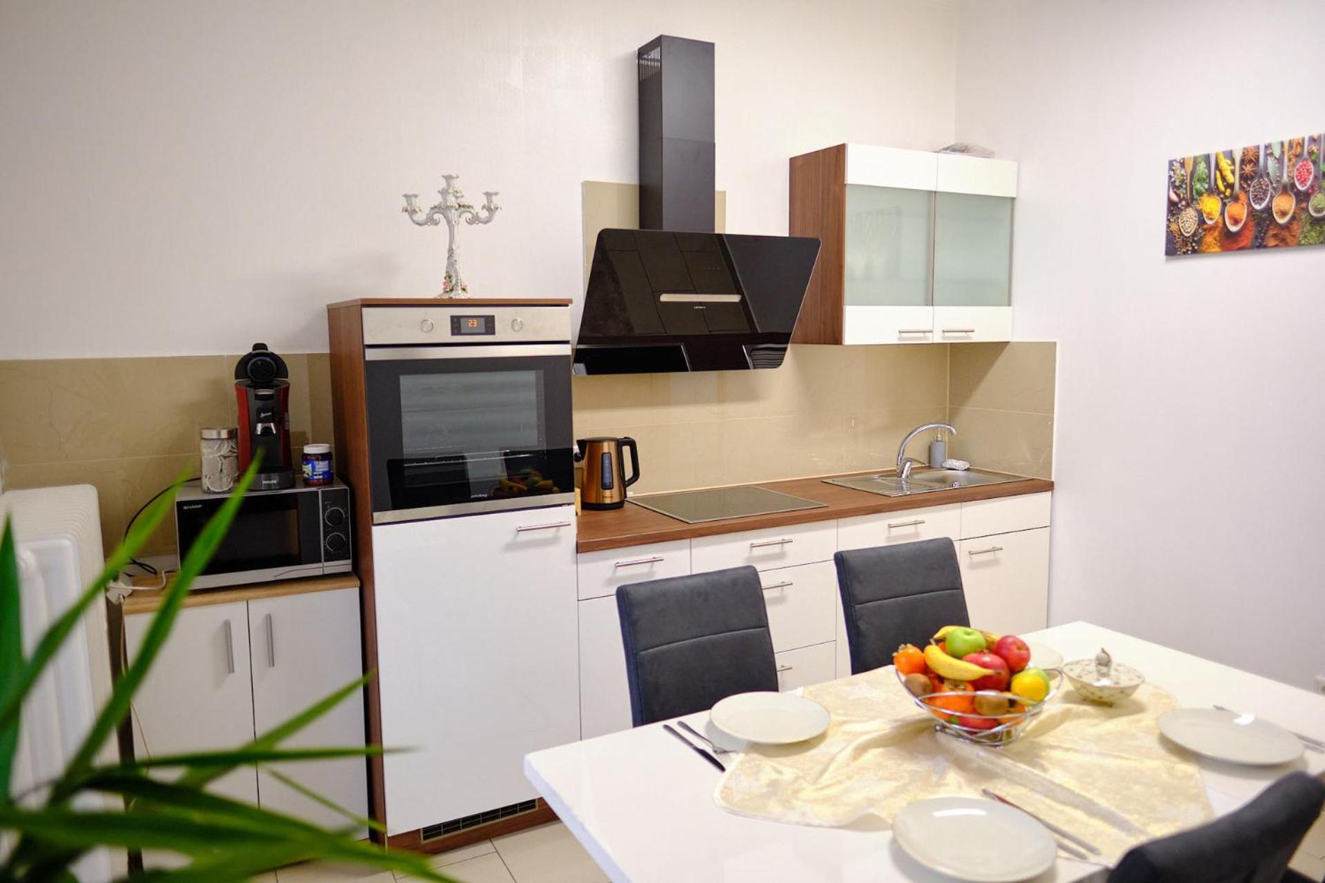 Primetime Suite Fuer 8+Kueche/Wifi Essen Exterior foto